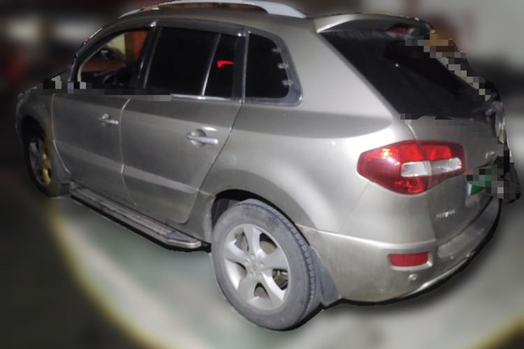 Used Renault Koleos 2012 2.5L 4x4 Comfort Edition with Navigation
