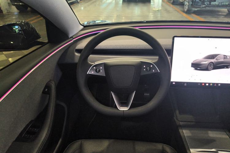 Used Tesla Model 3 2025 Rear-Wheel-Drive Version