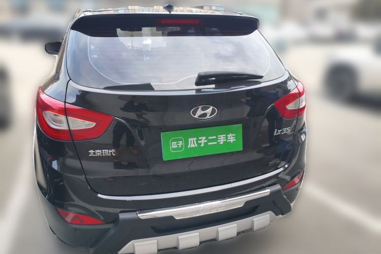 Used Hyundai ix35 2015 2.0L Automatic Two-Wheel Drive Leading Trim China IV Standard
