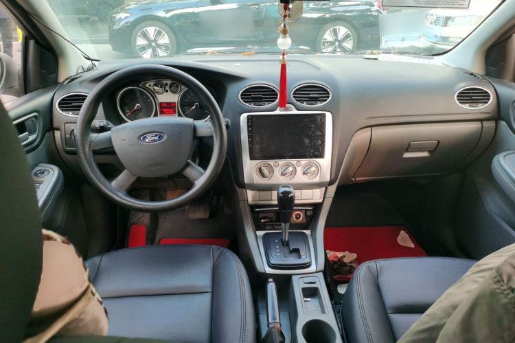 Used Ford Focus 2013 Hatchback Classic 1.8L Automatic Base Model