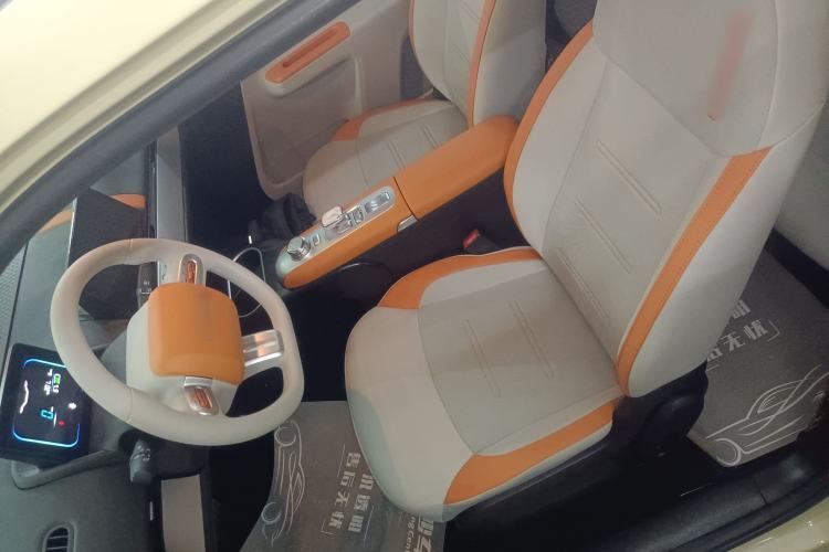 Used CHANGAN NEVO Lumin 2025 301km Honey Dew Edition Left Front Seat