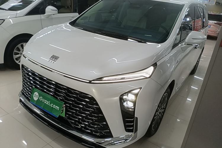 Ojetý Buick GL8 New Energy 2024 Lu Zun Luxury Edition 7-Seater