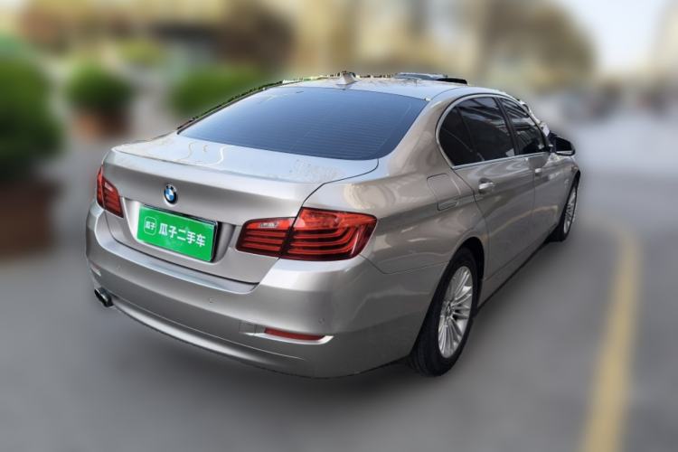 Used BMW 5 Series 2013 525Li Leading Model
