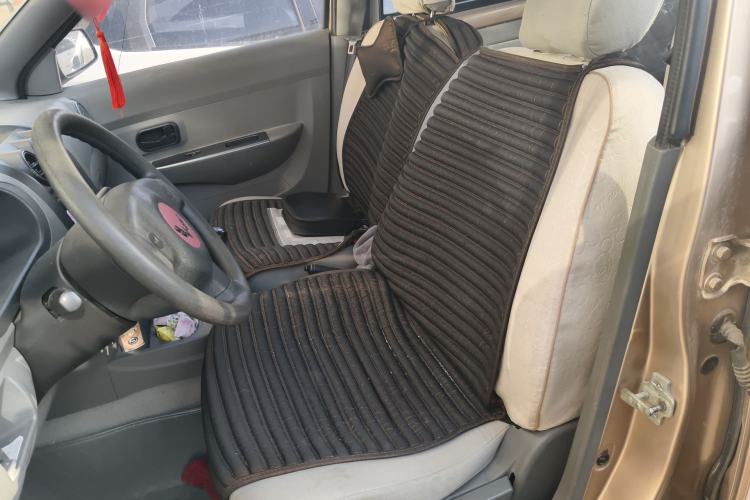 Used Wuling Hongguang 2014 1.2L Base Model China IV Left Front Seat