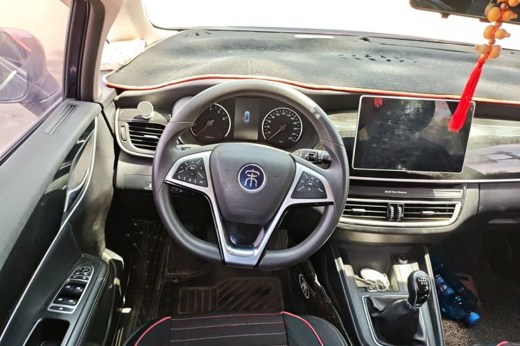 Used BYD Song MAX 2019 1.5T Manual Smart Connect Ruiyi Sunroof Model 7 Seats China VI Standard
