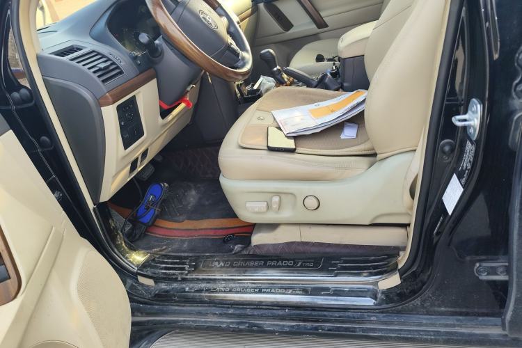 Used Toyota Prado 2019 2.7L VX External Mount – Middle East