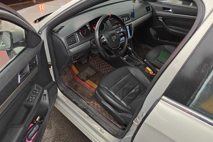 Used Volkswagen Lavida 2017 1.6L Automatic Comfort Edition