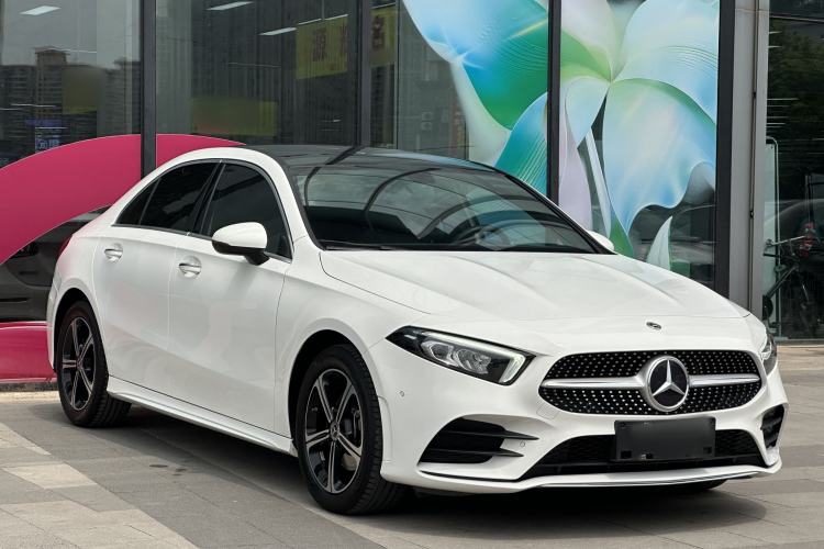 Used Mercedes-Benz A-Class 2022 Revised Version A 200 L Sport Sedan Fashionable Style Exterior 11