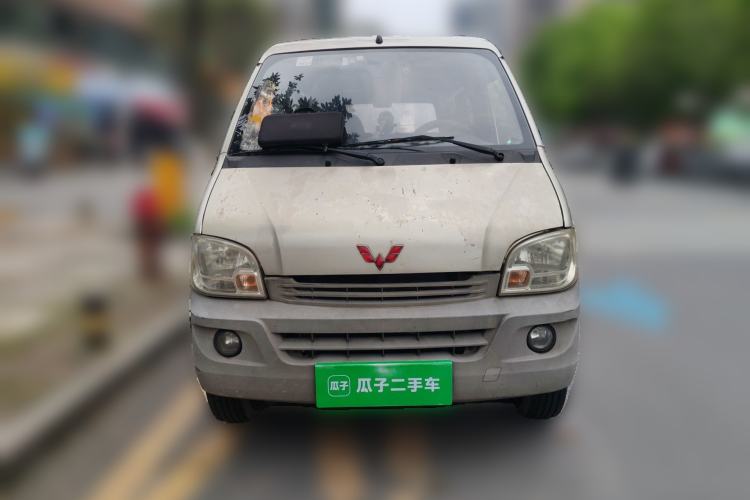 Used Wuling Zhiguang 2013 1.0L Practical Version Front