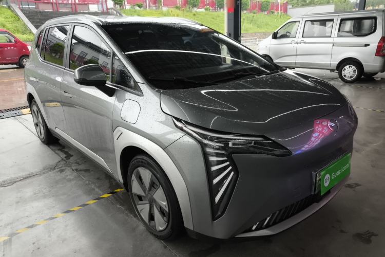 Used AION Y 2023 Plus 510 Enjoy Edition Front Right 45 Deg