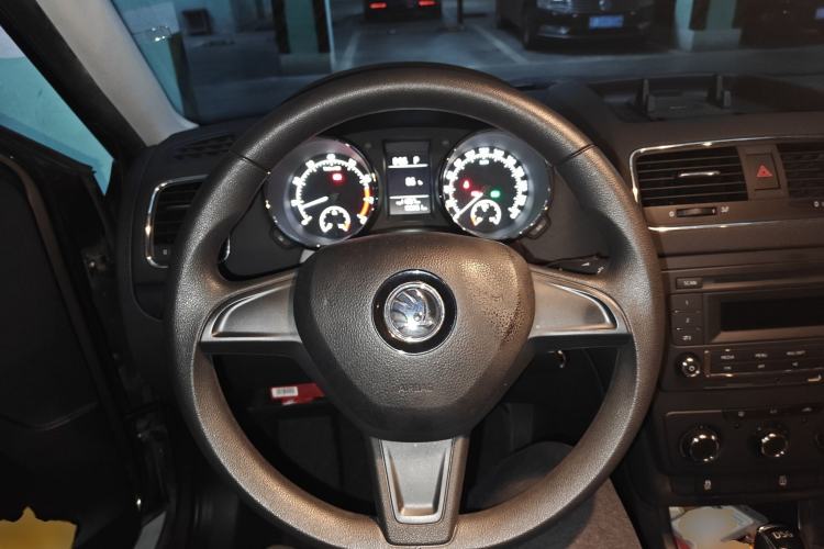 Used Skoda Yeti 2014 1.4TSI DSG Vibrant Edition Steering Wheel