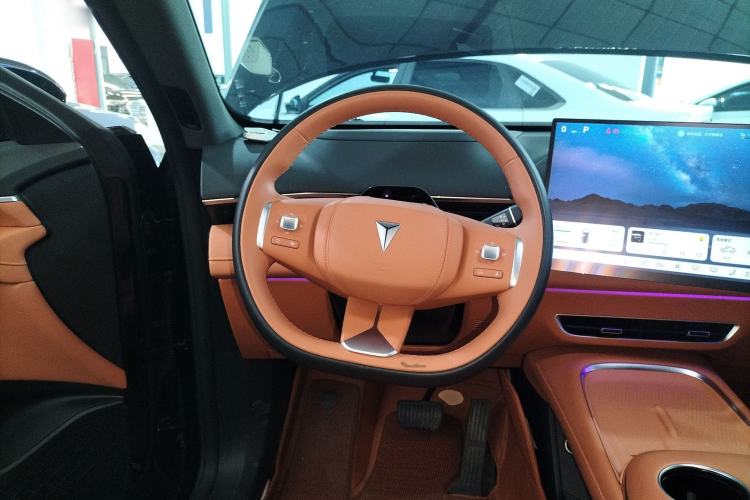 Used Deepal S07 2025 215Max Huawei Qiankun Intelligent Driving ADS SE Range-Extended Version Steering Wheel