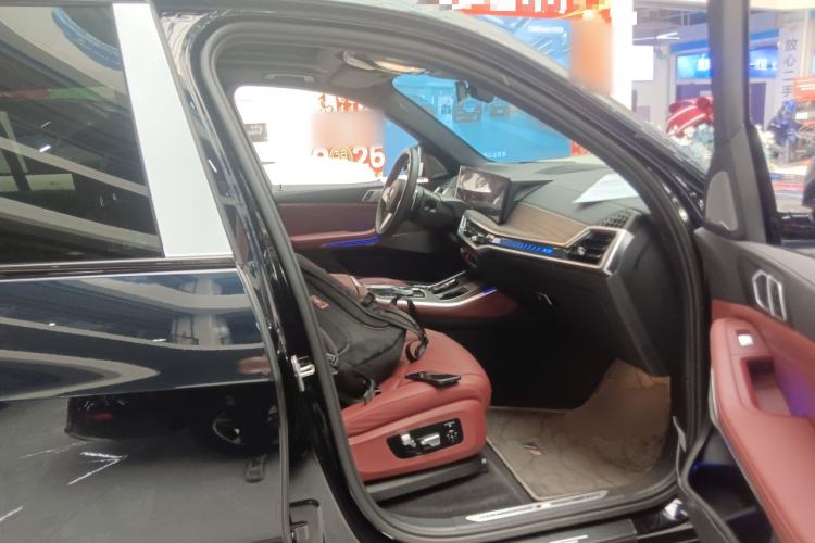 Used BMW X5 2023 xDrive 40Li M Sport Night Edition Package