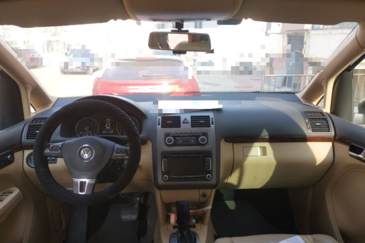 Used Volkswagen Touran 2011 1.4T DSG ZhiZhen Edition 5 Seats
