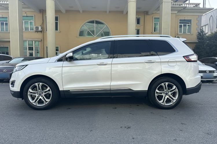 Used Ford Edge 2018 EcoBoost 245 Two-Wheel-Drive Titanium 7-Seater China VI Standard
