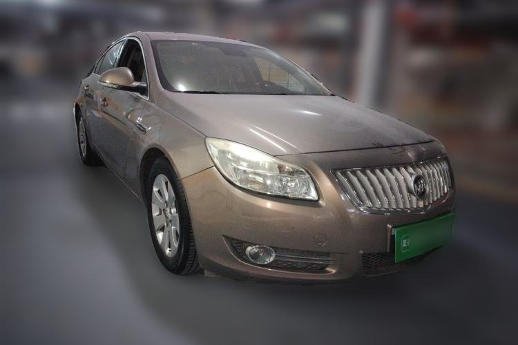 Used Buick Regal 2012 2.0L Luxury Edition Front Right 45 Deg