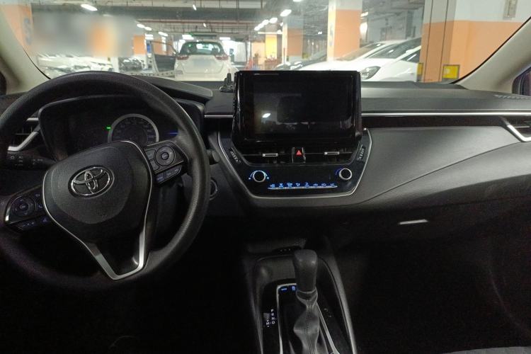 Used Toyota Allion 2022 2.0L Elite Edition Center Console