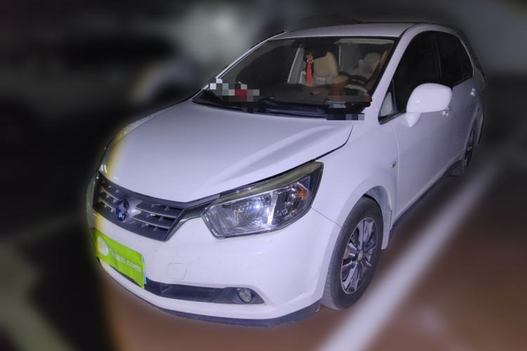 Used Venucia D50 2013 1.6L Automatic Fashion Edition