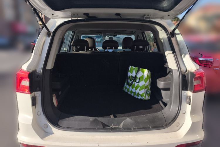 Used FORTHING Joyear X5 2017 1.6L CVT Luxury Model Trunk