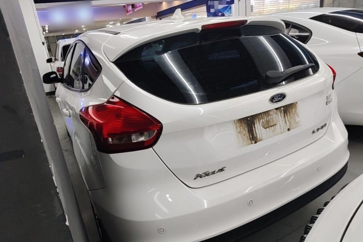 Used Ford Focus 2017 Hatchback 1.6L Automatic Fashion Edition Smart Drive Version