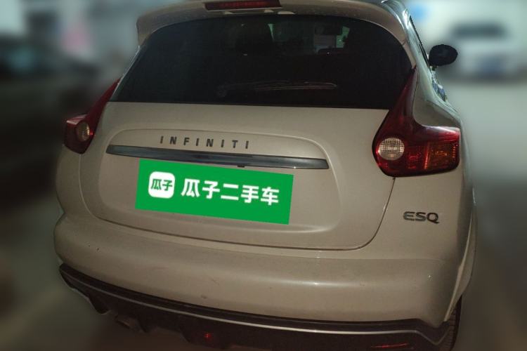 Used Infiniti ESQ 2014 1.6L Spontaneous Edition