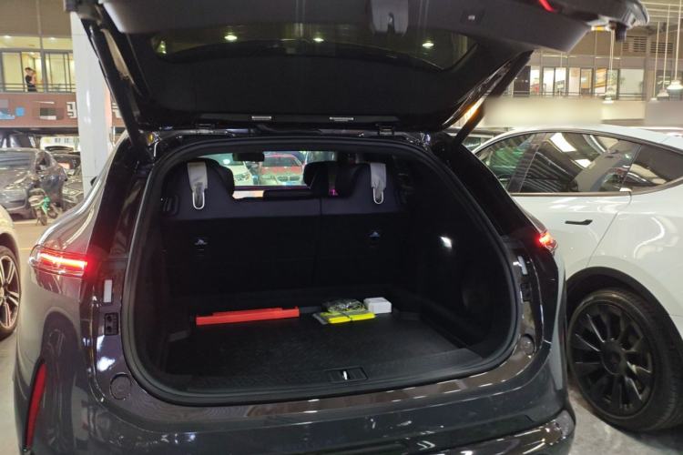 Used Avatr 07 2024 Max Extended-Range Edition Trunk