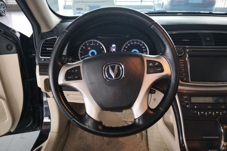 Used Changan Raeton 2014 1.8T Automatic Elite Anniversary Edition China IV Standard
