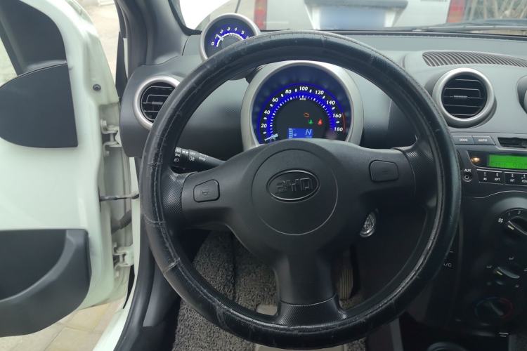 Used BYD F0 2015 1.0L AMT XuanKu Model
