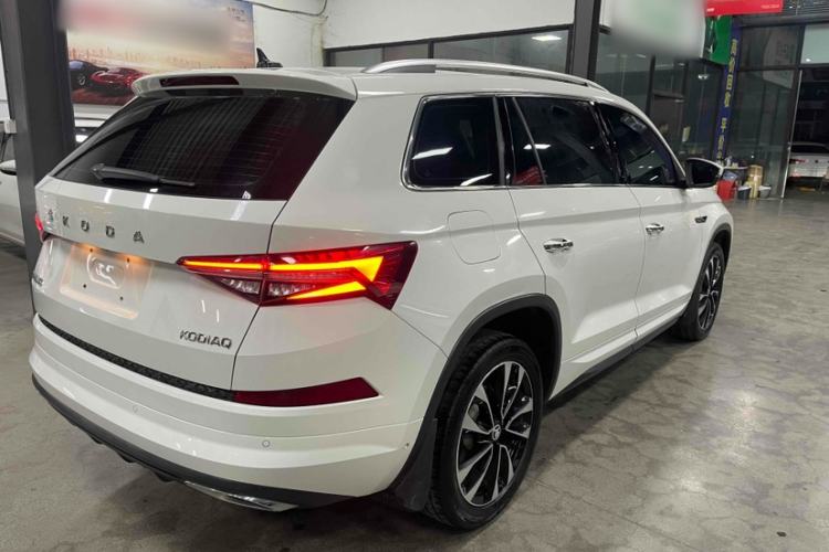 Used Skoda Kodiaq 2022 TSI330 5-Seater Two-Wheel-Drive Luxury Edition
