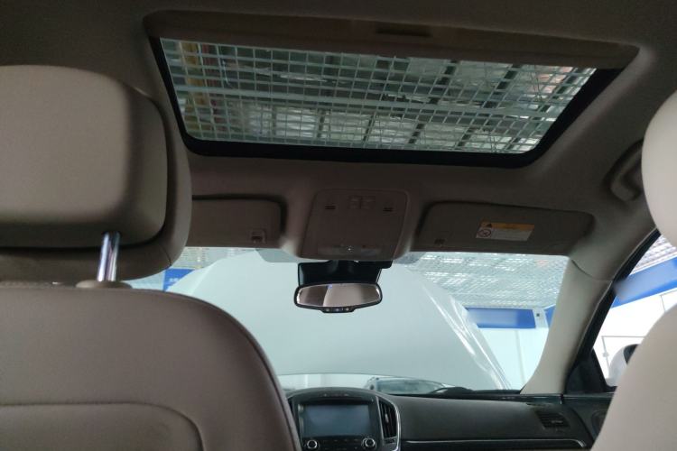 Used Buick Regal 2014 2.0L Elite Fashion Edition Headliner