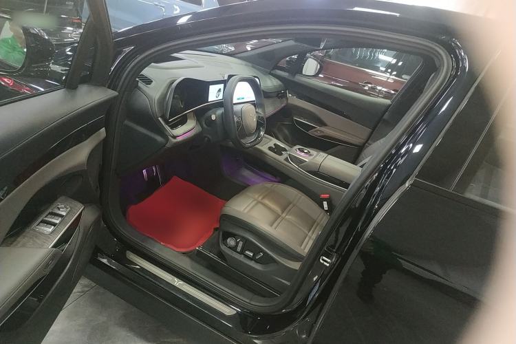 Used Hongqi Tiangong 08 2025 680 Ultra Four-Wheel-Drive Version