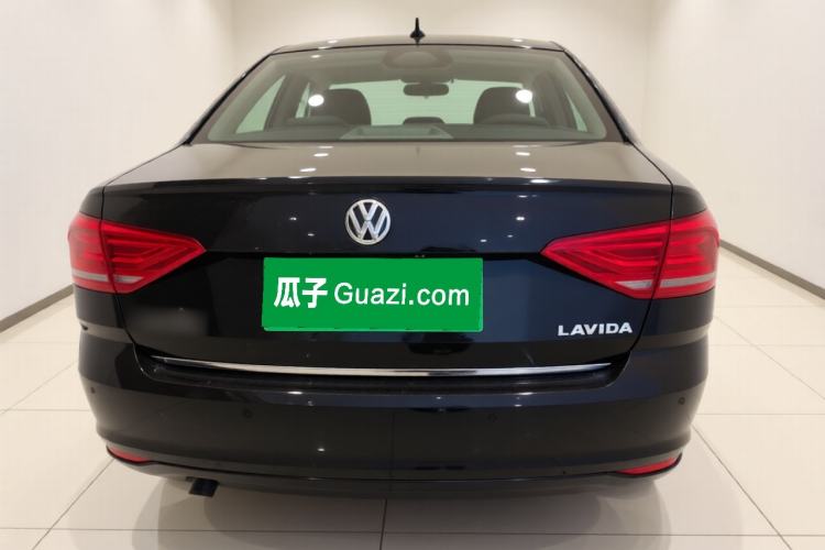 Used Volkswagen Lavida 2015 1.6L Automatic Comfort Edition