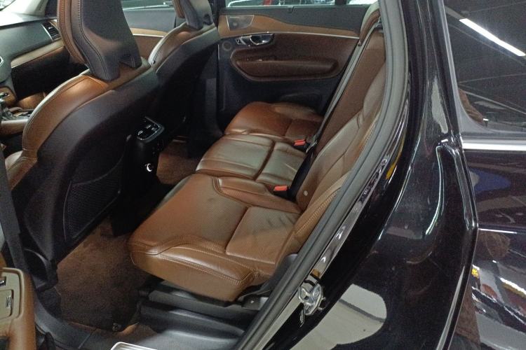 Used Volvo XC90 2018 T6 Prestige 7-Seater Left Rear Seat