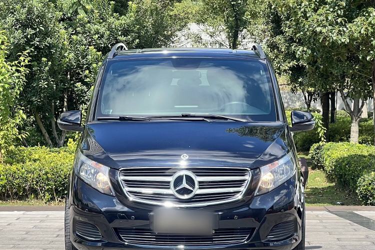 Used Mercedes-Benz V-Class 
