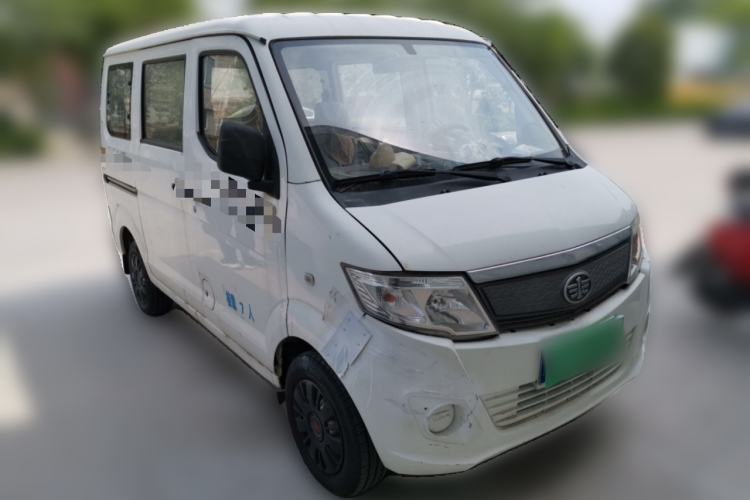 Used FAW Jiabao V75 2015 1.0L Standard Version DAM10AR Front Right 45 Deg