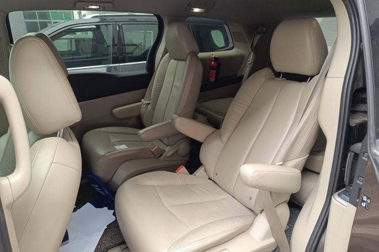Used Buick GL8 2015 2.4L Luxury Business Premium Edition

