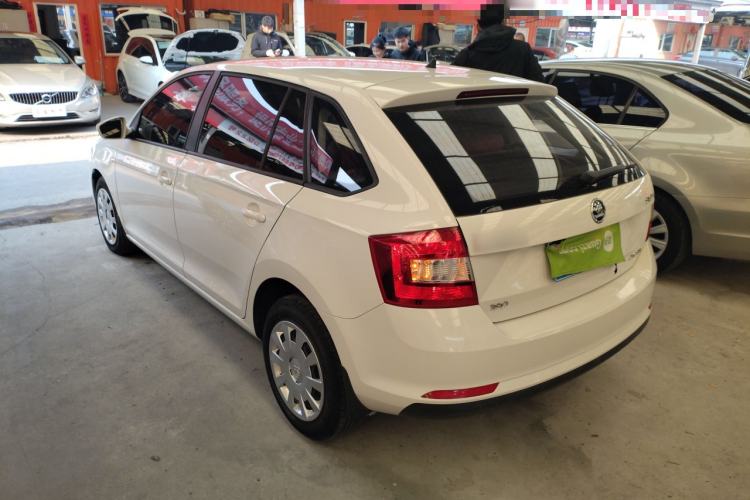 Used Skoda Rapid Spaceback 2016 Revised Version 1.6L Automatic Front-Drive Edition