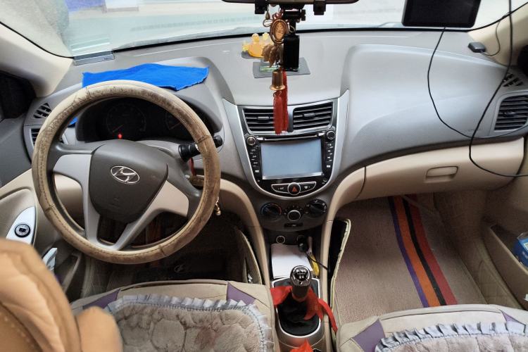 Used Hyundai Verna (older generation) 2010 Sedan 1.4L Manual Comfort GS
