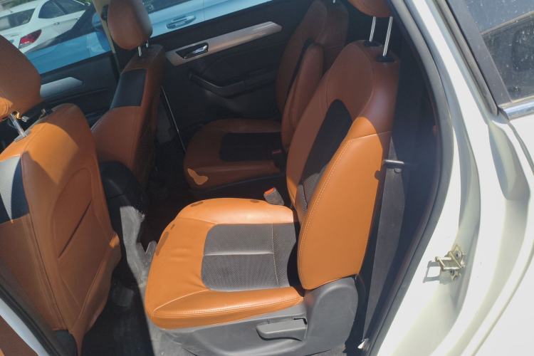 Used BAIC Weiwang M50F 2017 1.5L Comfort Edition Left Rear Seat