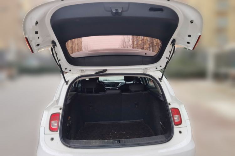 Used Buick Excelle GX 2019 18T Automatic Connected Elite Model China V Standard
