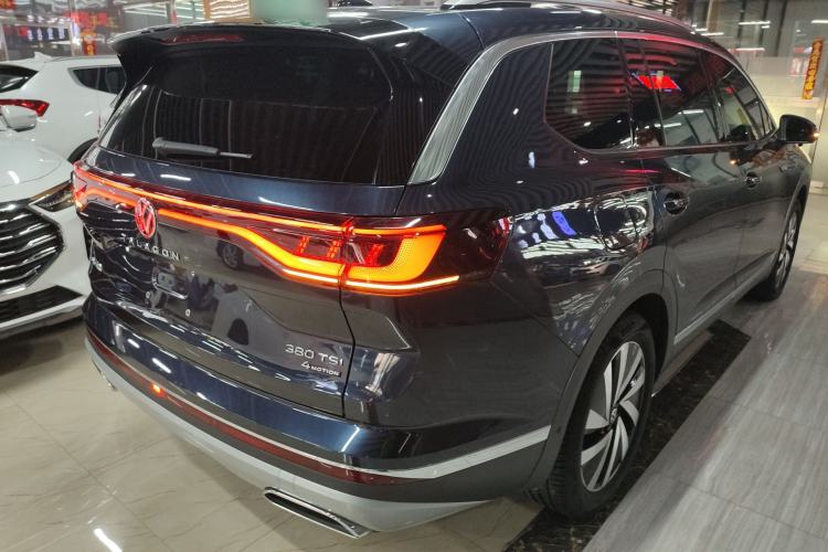 Used Volkswagen Talagon 2022 380TSI All-Wheel-Drive Luxury Prestige Pro 7-Seater Rear Right 45 Deg