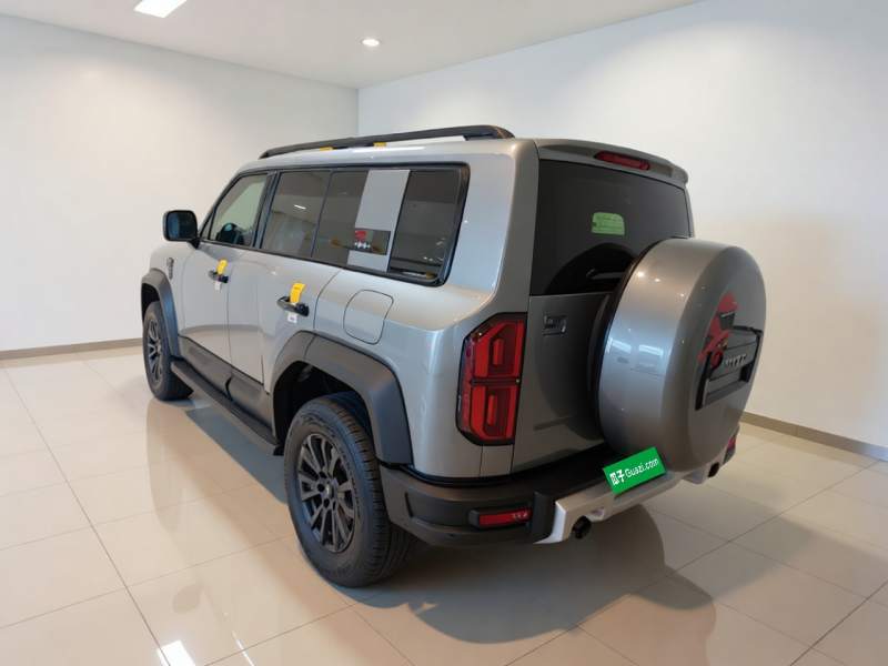 Used Formula Leopard 5 2023 Navigator Edition — 4