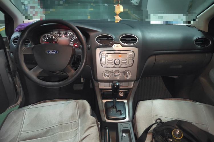 Used Ford Focus 2013 Hatchback Classic 1.8L Automatic Base Model
