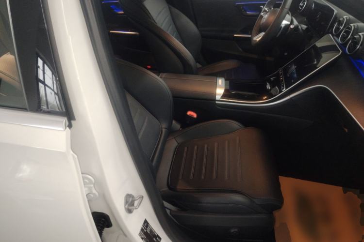 Used Mercedes-Benz C-Class 2022 Restyled C 200 L Sport Edition Right Front Seat