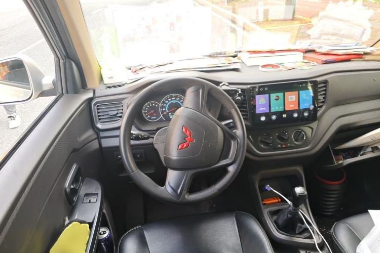 Used Wuling Hongguang V 2022 1.5L Enjoy Edition Hydraulic Power Steering LAR