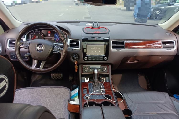 Used Volkswagen Touareg 2014 3.0 TSI New Edition