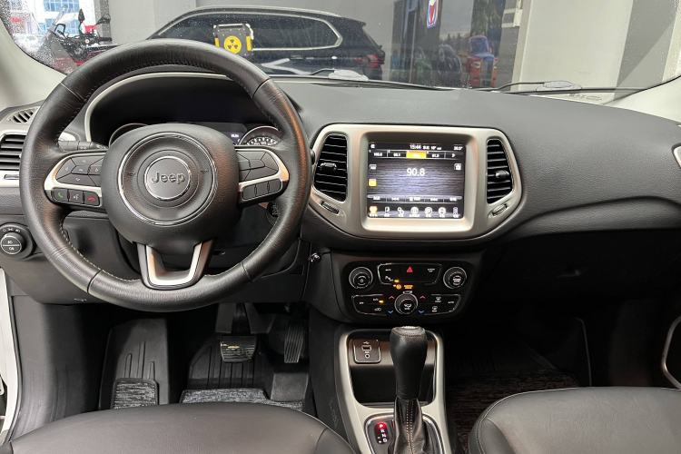 Used Jeep Compass 2017 200T Automatic Family Edition