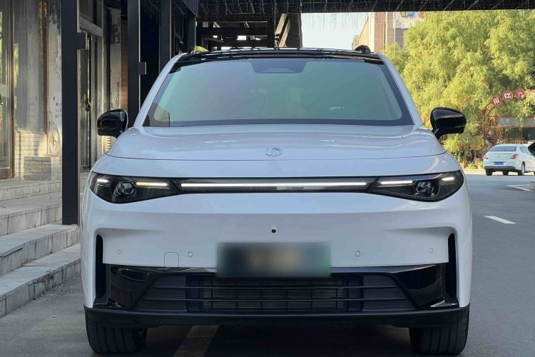 Used Leapmotor C16 2024 Range-Extended 200 Luxury Edition