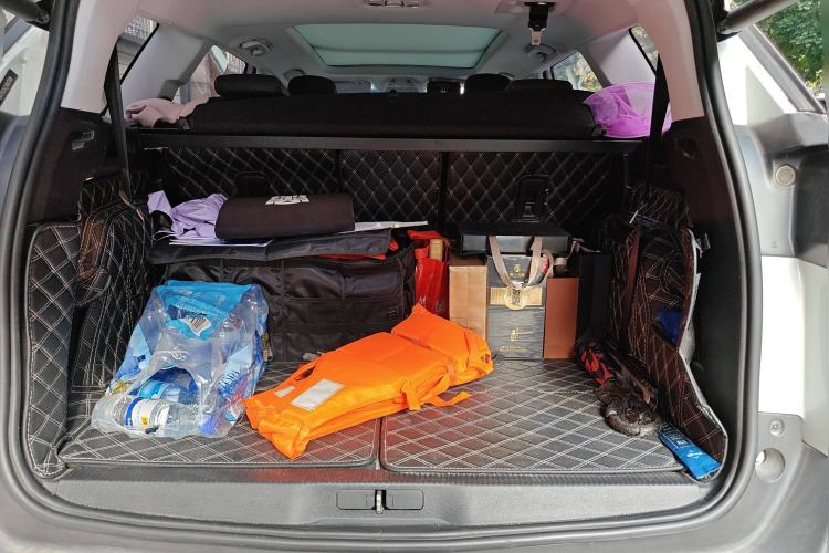 Used Peugeot 5008 2017 350THP 7-Seater Elite Edition Trunk