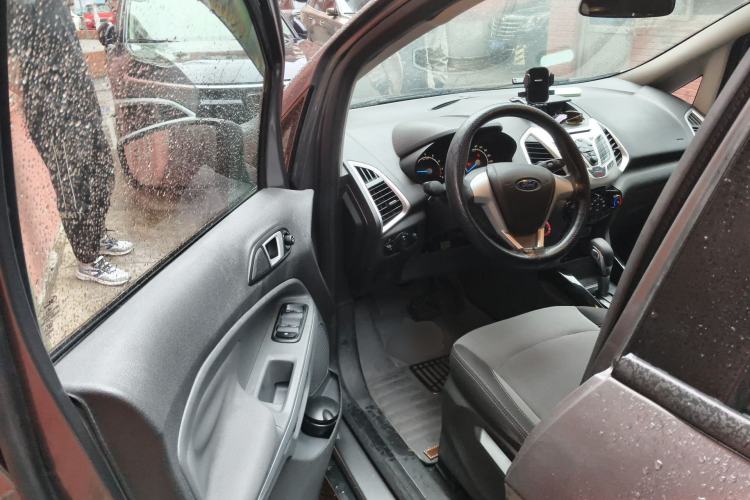 Used Ford EcoSport 2013 1.5L Automatic Fashion Model Driver Seat